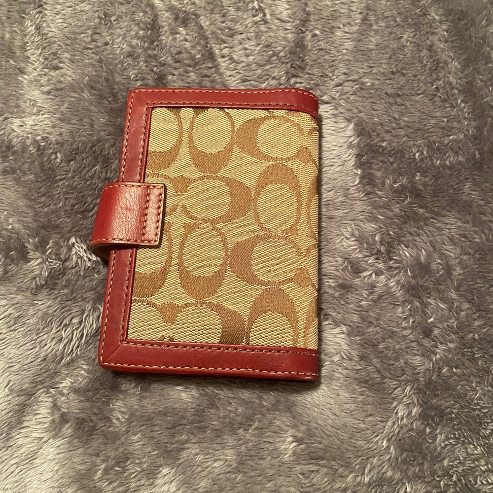 Coach signature address/slip